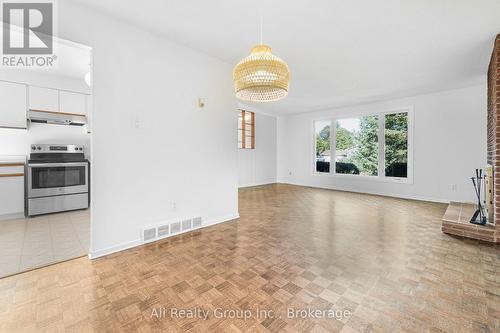 2318 CENTURY ROAD , Ottawa, Ontario K0A 2T0 4