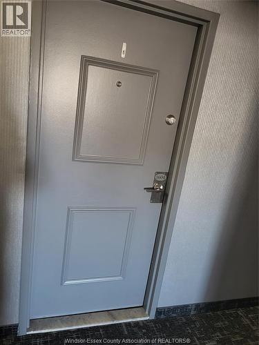 380 PELISSIER STREET Unit# 1604 , Windsor, Ontario N9A 6V7 2