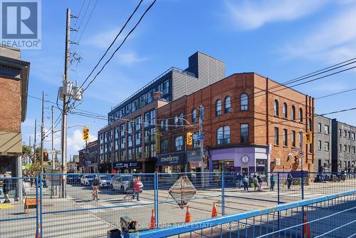 413 - 899 QUEEN STREET , Toronto, Ontario M4M 0C8 3