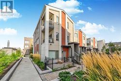 15 - 70 ORCHID PLACE DRIVE Toronto, ON M1B 0C4