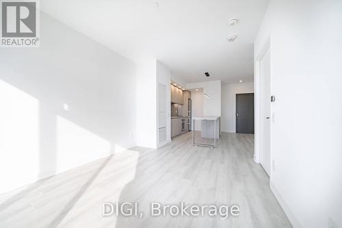 2204 - 57 SPADINA AVENUE , Toronto, Ontario M5V 0T9 2