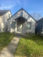 216 Centennial Street  Winnipeg, MB R3N 1P3