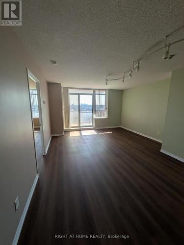 910 - 75 KING WILLIAM CRESCENT , Richmond Hill, Ontario L4B 0C1 2