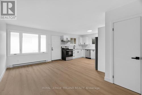 7A - 145 BASE LINE ROAD , London East (East K), Ontario N6J 1V6 4