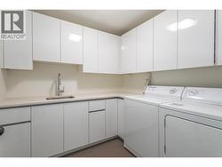 Laundry Room - 