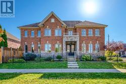213 EIGHT AVENUE  New Tecumseth, ON L9R 1Z6