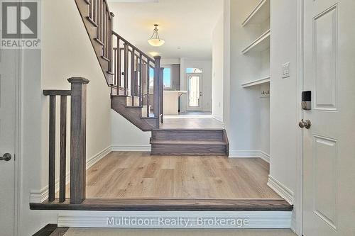 3290 BRIGADIER AVENUE , Pickering, Ontario L1X 0W5 4