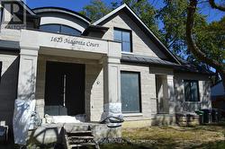 1623 MAGENTA COURT  Mississauga, ON L5G 3A6