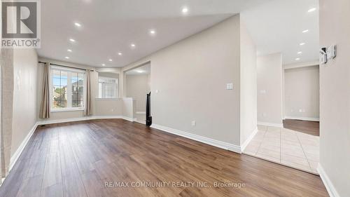 53 JEWEL HOUSE LANE , Barrie, Ontario L4N 8J7 4