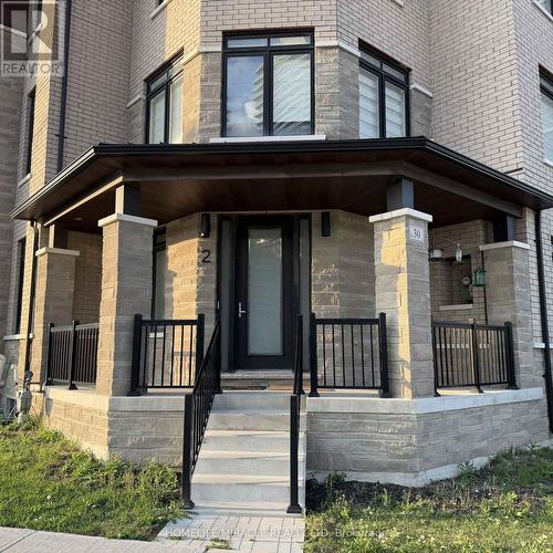 2 - 30 SKYRIDGE DRIVE , Brampton, Ontario L6P 4P3 2