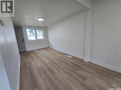 330 3Rd Avenue Se, Weyburn, SK 