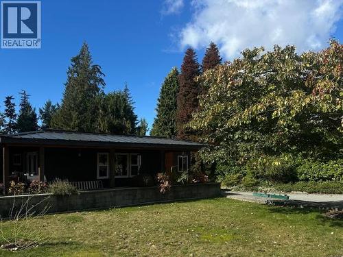 4945 MANSON AVE  Powell River, BC V8A 3N6