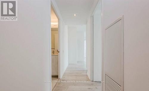2106 - 7890 JANE STREET , Vaughan, Ontario L4K 0K9 4