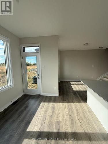 22 SINTALUTA WALK , Ottawa, Ontario K0A 2Z0 4