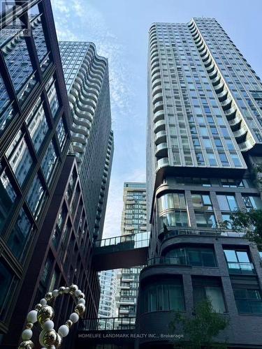 3007 - 88 QUEEN STREET E , Toronto, Ontario M5C 0B6 2
