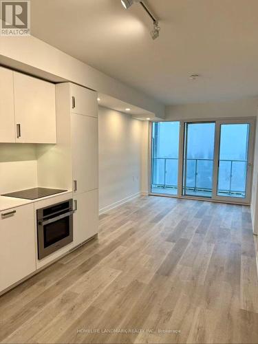 3007 - 88 QUEEN STREET E , Toronto, Ontario M5C 0B6 5