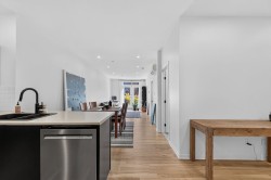 209-3775 Rue Ontario E.  Montréal (Mercier/Hochelaga-Maisonneuve), QC H1W 1S3