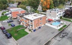 1910  - 1912 Rue de Lombardie  Laval (Vimont), QC H7M 2W1