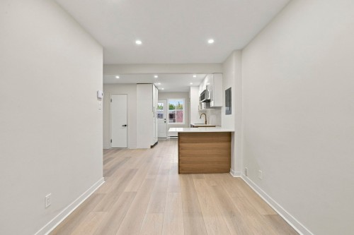 2455 Rue Bossuet , Montréal (Mercier/Hochelaga-Maisonneuve), QC H1N 2S1 5