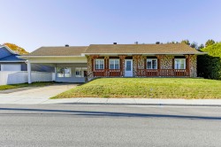 1675 Rue des Prairies Trois-Rivières, QC G8T 1L4