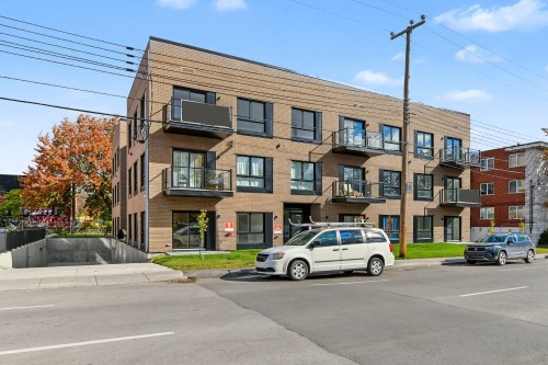 302-9229 Rue Airlie , Montréal (LaSalle), QC H8R 2A7 4