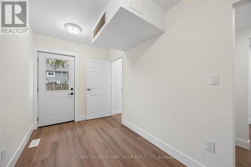 #4 - 118 HIGH STREET , Georgina, Ontario L0E 1R0 2