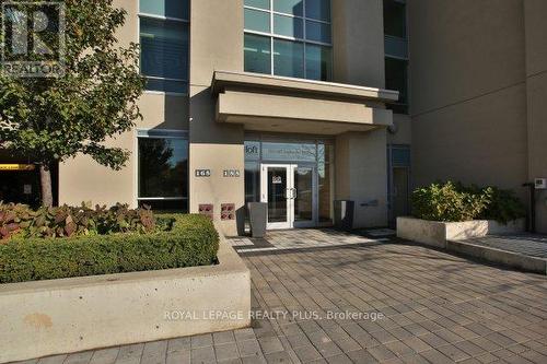 2231 - 165 LEGION ROAD N , Toronto, Ontario M8Y 0B3 2