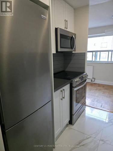 412 - 1305 WILSON AVENUE , Toronto, Ontario M3M 1J2 4