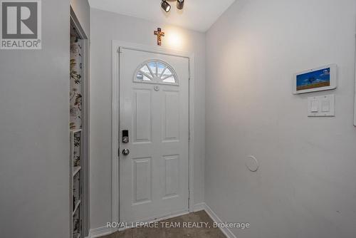 9 - 583 TWEEDSMUIR AVENUE , Ottawa, Ontario K1Z 5P4 5