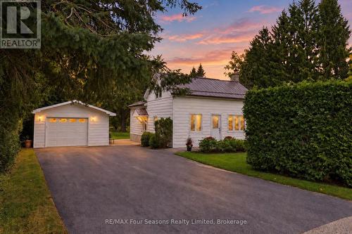 12 LAVENDER HILL ROAD  Clearview, ON L0M 1G0