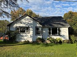 22 THIRD STREET N  Prince Edward County (Hallowell Ward), ON K0K 2T0
