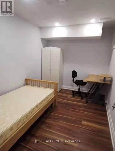 BEDROOM A BSMT - 16 ROSS ST STREET , Toronto, Ontario M5T 1Z9 4
