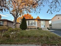 15 HUTCHERSON SQUARE  Toronto, ON M1B 1C5