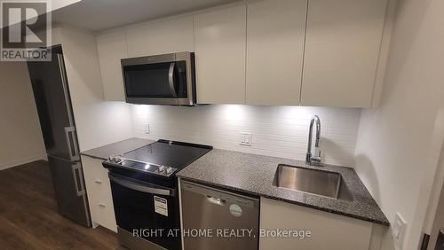 809 - 500 WILSON AVENUE , Toronto, Ontario M3H 0E5 3
