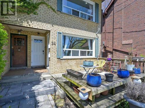 FIRST FLOOR & BASEMENT - 24 KEWBEACH AVENUE , Toronto, Ontario M4L 1B7 2