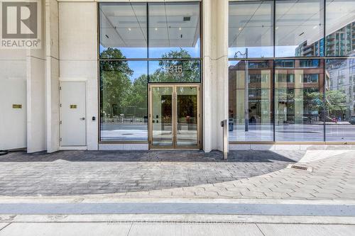 806 - 1315 BAY STREET , Toronto, Ontario M5R 2C4 2
