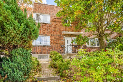 5852 Av. Somerled , Montréal (Côte-des-Neiges/Notre-Dame-de-Grâce), QC H3X 2A4