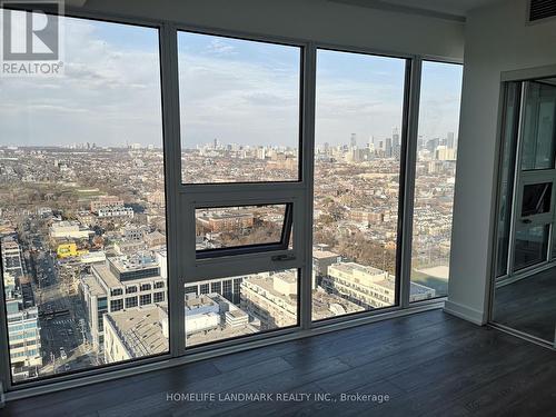 3319 - 19 WESTERN BATTERY ROAD , Toronto, Ontario M6K 0E3 5