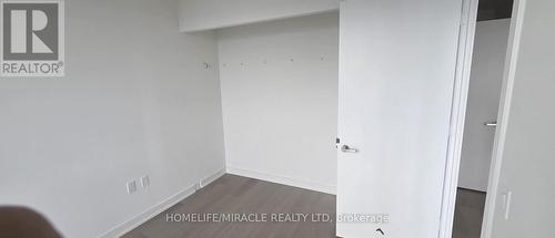 7509 - 448 BURNHAMTHORPE ROAD W , Mississauga, Ontario L5B 0R4 2