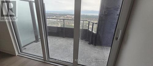 7509 - 448 BURNHAMTHORPE ROAD W , Mississauga, Ontario L5B 0R4 5