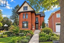 BSMT - 117 ROSEMOUNT AVENUE  Toronto, ON M9N 3B8