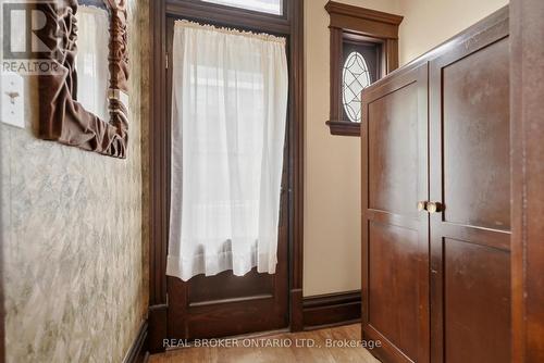 418 Main Street W, Hamilton, ON 