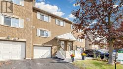 544 JACK GILES CIRCLE  Newmarket, ON L3X 1X9