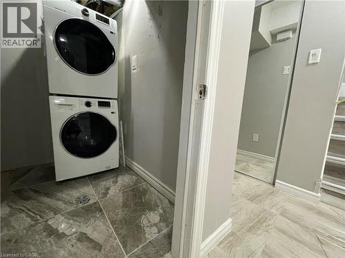 3274 APRICOT Street Unit# Lower , Mississauga, Ontario L5N 8B1 5