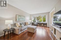 143 HILLBROOK Crescent  Kitchener, ON N2N 1J4
