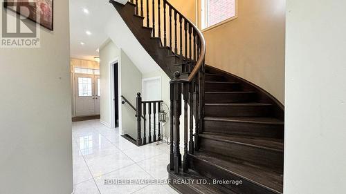 8 RICARDO ROAD , Brampton, Ontario L6P 3Z1 5