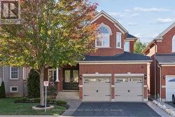 6 WINTERTON WAY  Ajax, ON L1T 0H7