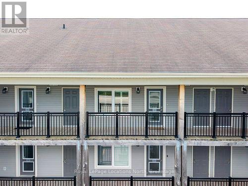 303 - 8 BRANDY LANE DRIVE , Collingwood, Ontario L9Y 0X4 4