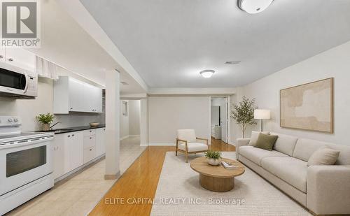 66 CARRIER CRESCENT , Vaughan, Ontario L6A 0T8 3