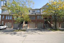 28 - 4950 ALBINA WAY  Mississauga, ON L4Z 4J4